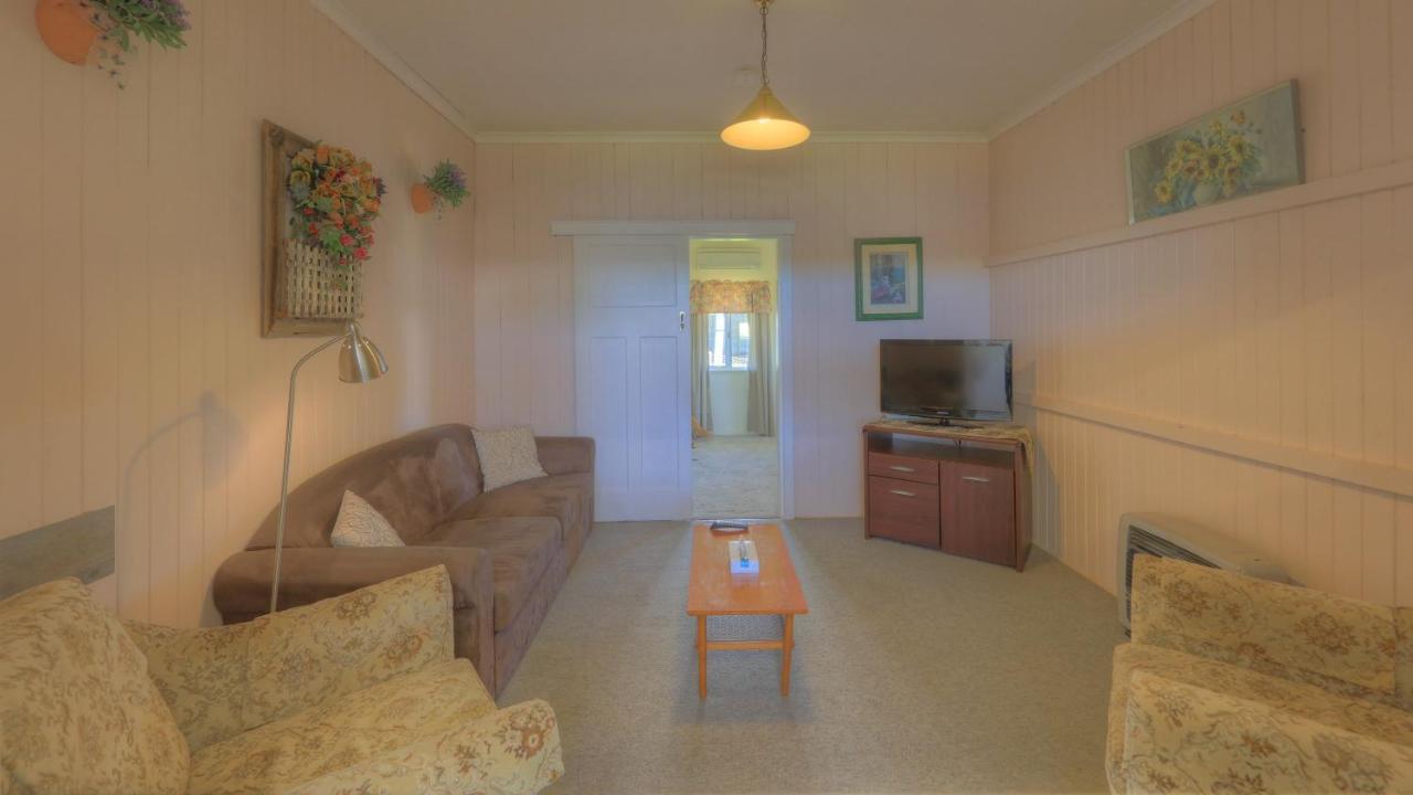 The Vines Motel & Cottages Stanthorpe Exterior foto